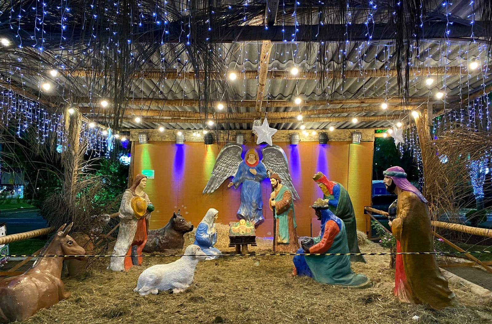 Agência Minas Gerais | Pedro Leopoldo tem decoração especial e muita música  para celebrar o Natal