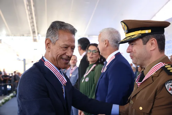 Cerimônia de entrega da Medalha Juscelino Kubitschek, em Diamantina