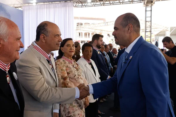 Cerimônia de entrega da Medalha Juscelino Kubitschek, em Diamantina