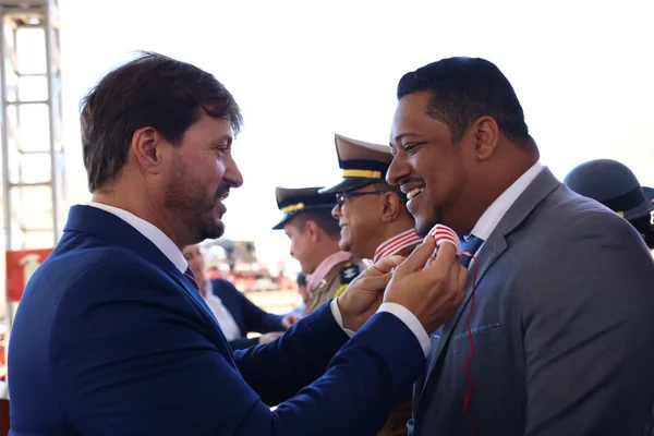 Cerimônia de entrega da Medalha Juscelino Kubitschek, em Diamantina