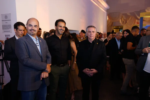 Governador participa da abertura da exposição sobre os 40 anos da usina da Gerdau em Ouro Branco