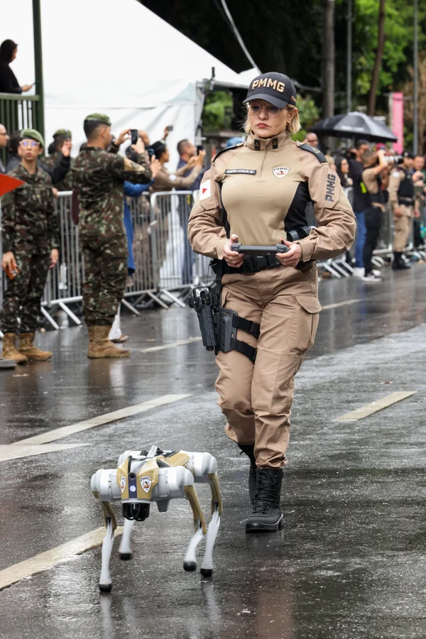 Governo de Minas participa do desfile cívico-militar de Independência do Brasil