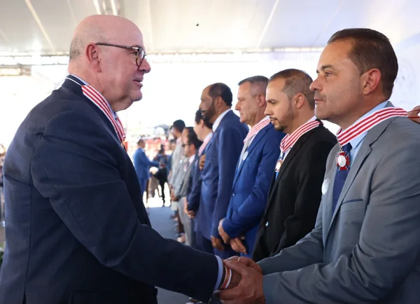 Cerimônia de entrega da Medalha Juscelino Kubitschek, em Diamantina