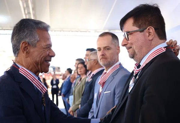 Cerimônia de entrega da Medalha Juscelino Kubitschek, em Diamantina
