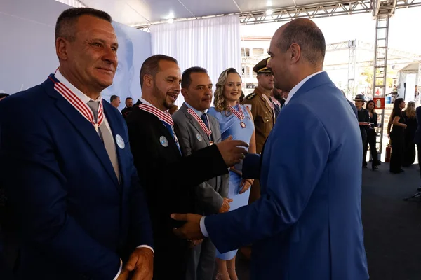 Cerimônia de entrega da Medalha Juscelino Kubitschek, em Diamantina