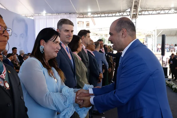 Cerimônia de entrega da Medalha Juscelino Kubitschek, em Diamantina