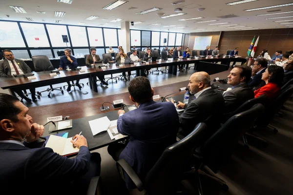 Em reunião com equipe de transição, Governo de Minas apresenta resultados e políticas de desenvolvimento econômico