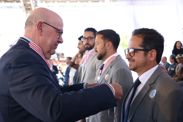 Cerimônia de entrega da Medalha Juscelino Kubitschek, em Diamantina