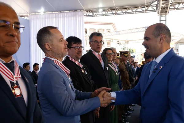 Cerimônia de entrega da Medalha Juscelino Kubitschek, em Diamantina