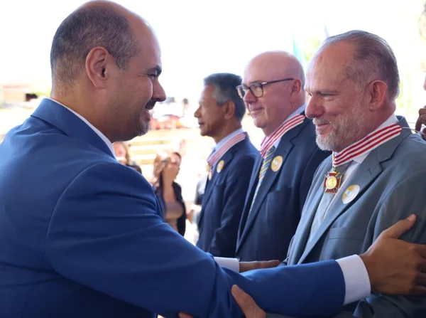 Cerimônia de entrega da Medalha Juscelino Kubitschek, em Diamantina