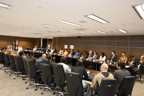 Reunião do secretariado dá inicio à transição de mandato ao Governo de Minas de maneira transparente e profissional