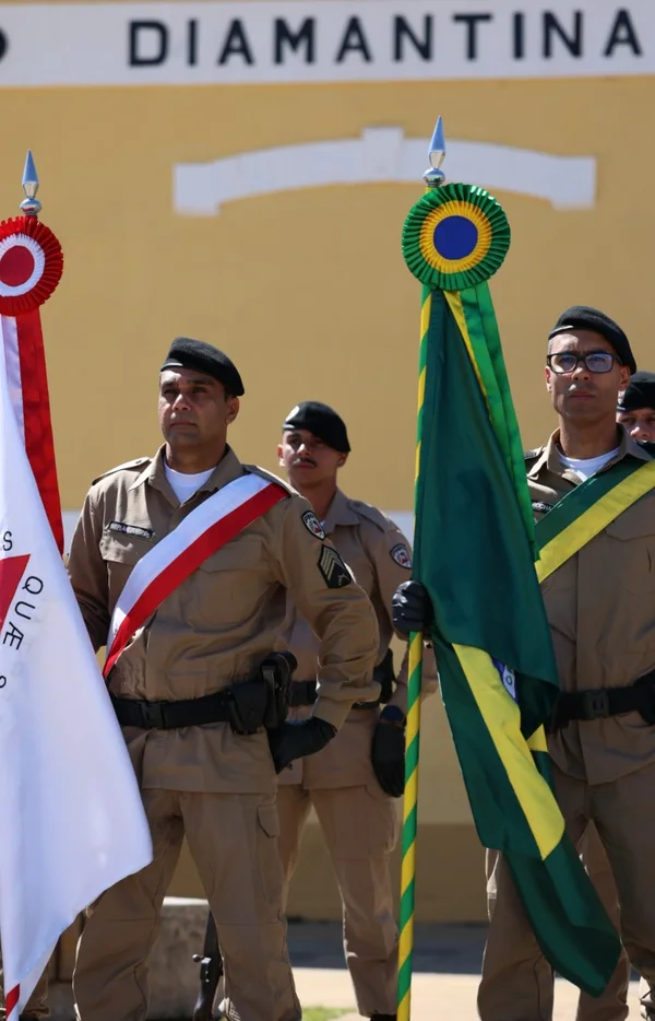 Cerimônia de entrega da Medalha Juscelino Kubitschek, em Diamantina