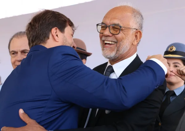 Cerimônia de entrega da Medalha Juscelino Kubitschek, em Diamantina