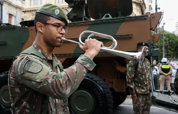 Governo de Minas participa do desfile cívico-militar de Independência do Brasil