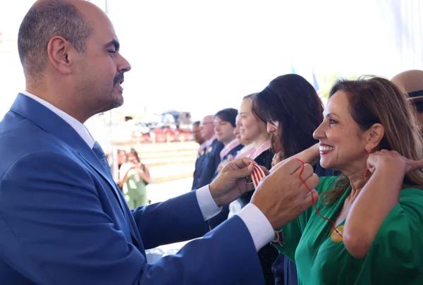 Cerimônia de entrega da Medalha Juscelino Kubitschek, em Diamantina