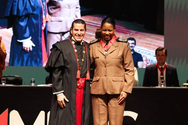 Governador é agraciado com o Grande Colar do Ministério Público de Minas Gerais