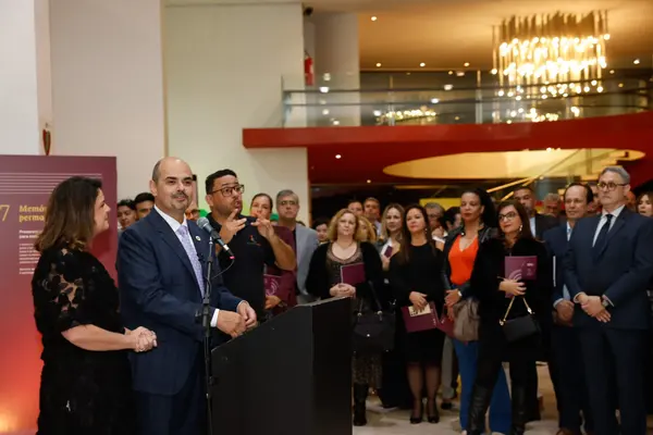 Governo de Minas participa da abertura da exposição “20 Mulheres de História: a travessia do cuidado” do Servas