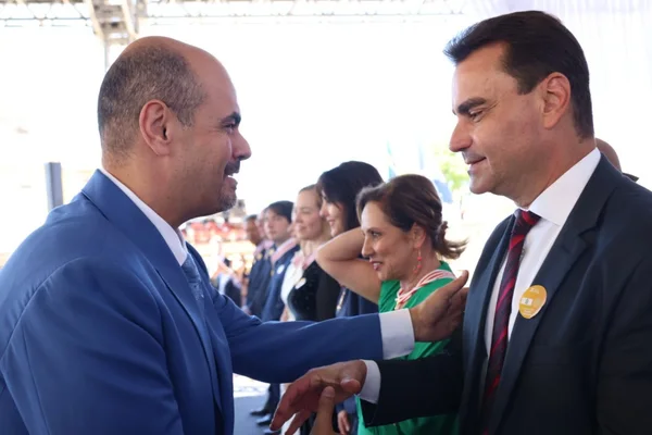 Cerimônia de entrega da Medalha Juscelino Kubitschek, em Diamantina