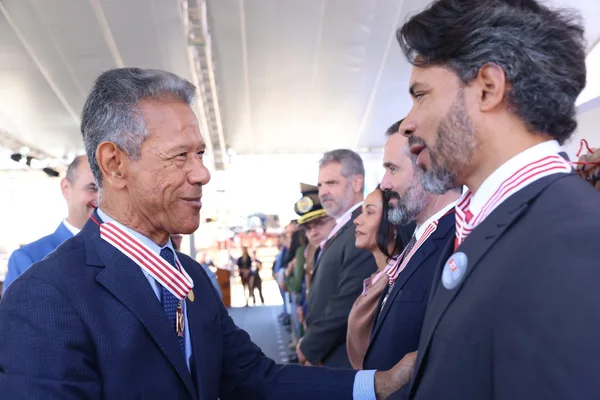 Cerimônia de entrega da Medalha Juscelino Kubitschek, em Diamantina