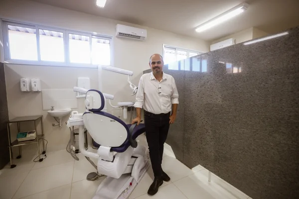 Governo de Minas inaugura UBS em Montes Claros e anuncia construção de outras dez novas unidades no município