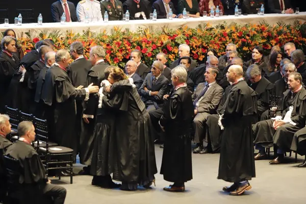 Governador de Minas Gerais participa da posse do novo presidente do TJMG