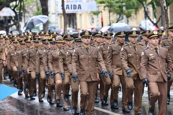 Governo de Minas participa do desfile cívico-militar de Independência do Brasil