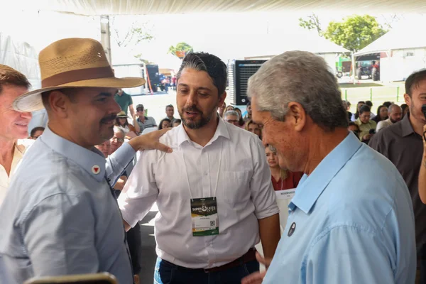Governador de Minas participa da cerimônia de abertura da 15ª edição da feira Super Leite, em Pompéu