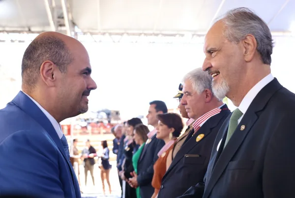 Cerimônia de entrega da Medalha Juscelino Kubitschek, em Diamantina