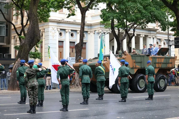 Governo de Minas participa do desfile cívico-militar de Independência do Brasil