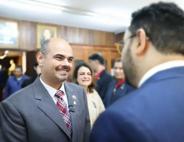 Governador toma posse como presidente de Honra do Instituto Histórico e Geográfico de Minas Gerais 