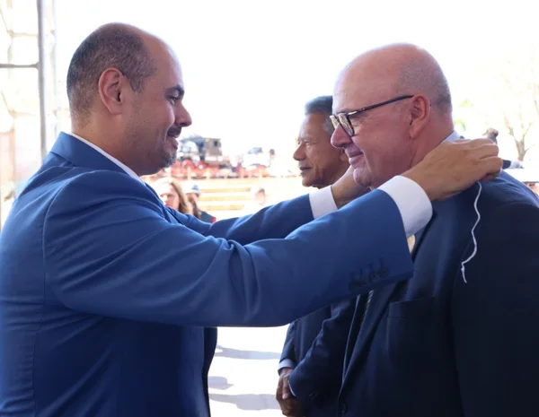 Cerimônia de entrega da Medalha Juscelino Kubitschek, em Diamantina