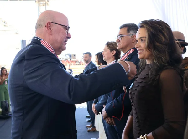 Cerimônia de entrega da Medalha Juscelino Kubitschek, em Diamantina