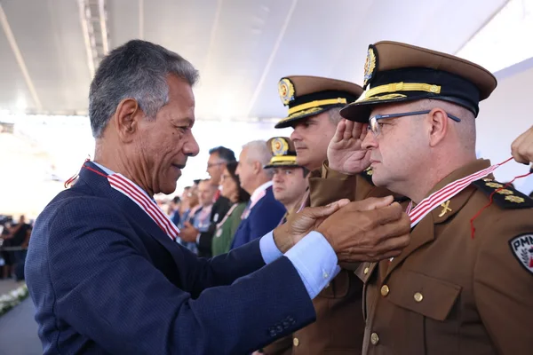 Cerimônia de entrega da Medalha Juscelino Kubitschek, em Diamantina