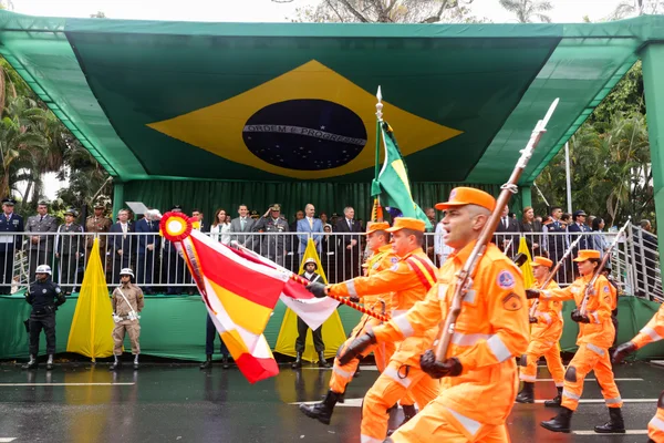 Governo de Minas participa do desfile cívico-militar de Independência do Brasil