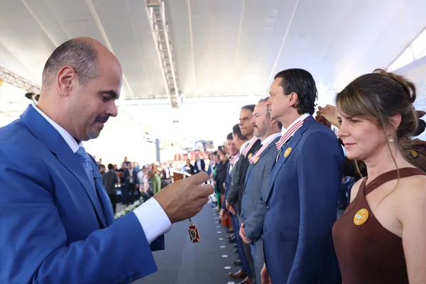 Cerimônia de entrega da Medalha Juscelino Kubitschek, em Diamantina