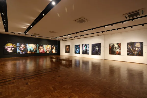 Governador participa de pré-estreia da exposição “Mestre e Influências - A construção do olhar”