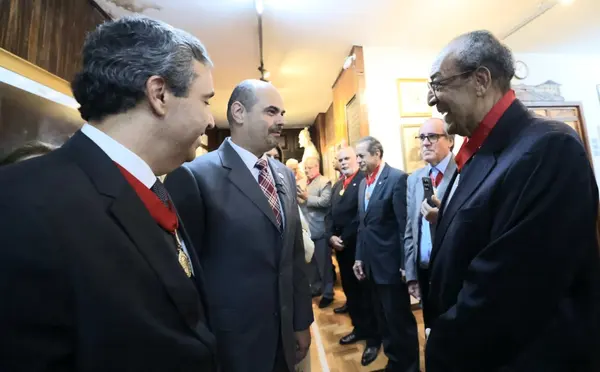 Governador toma posse como presidente de Honra do Instituto Histórico e Geográfico de Minas Gerais 