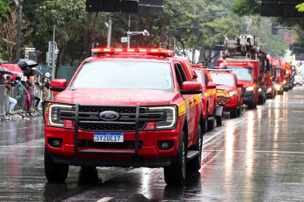 Governo de Minas participa do desfile cívico-militar de Independência do Brasil
