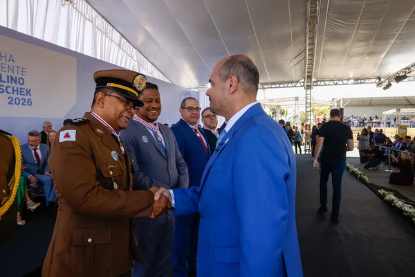 Cerimônia de entrega da Medalha Juscelino Kubitschek, em Diamantina