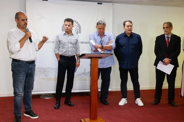 Empresas do Governo de Minas, Cemig e Codemig firmam acordo com clubes de futebol de BH para patrocínio de R$ 32 milhões