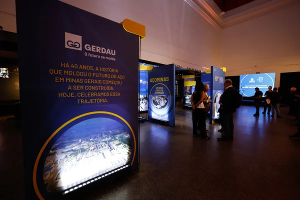 Governador participa da abertura da exposição sobre os 40 anos da usina da Gerdau em Ouro Branco