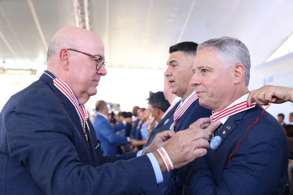 Cerimônia de entrega da Medalha Juscelino Kubitschek, em Diamantina