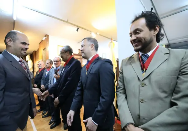 Governador toma posse como presidente de Honra do Instituto Histórico e Geográfico de Minas Gerais 
