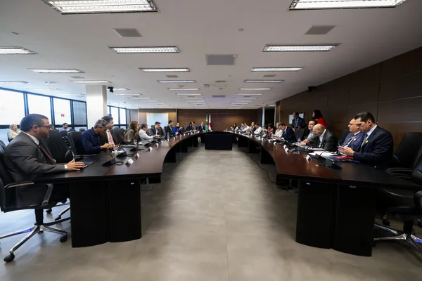 Em reunião com equipe de transição, Governo de Minas apresenta resultados e políticas de desenvolvimento econômico