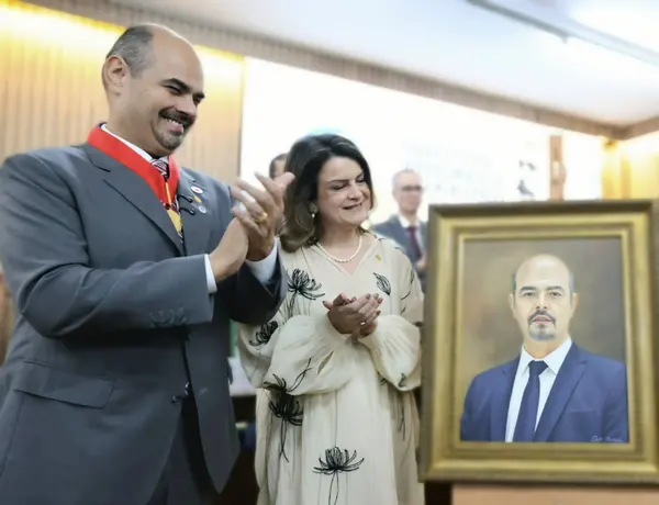 Governador toma posse como presidente de Honra do Instituto Histórico e Geográfico de Minas Gerais 