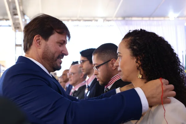 Cerimônia de entrega da Medalha Juscelino Kubitschek, em Diamantina