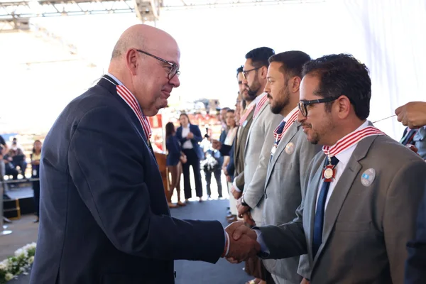 Cerimônia de entrega da Medalha Juscelino Kubitschek, em Diamantina