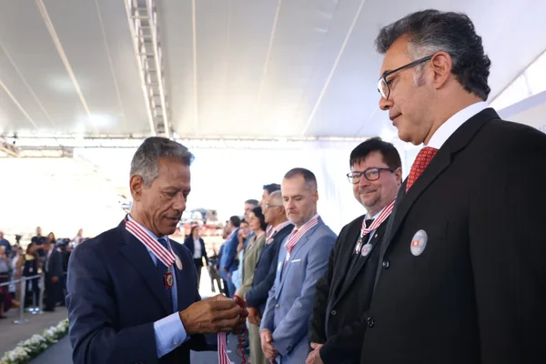 Cerimônia de entrega da Medalha Juscelino Kubitschek, em Diamantina
