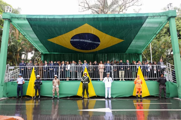 Governo de Minas participa do desfile cívico-militar de Independência do Brasil