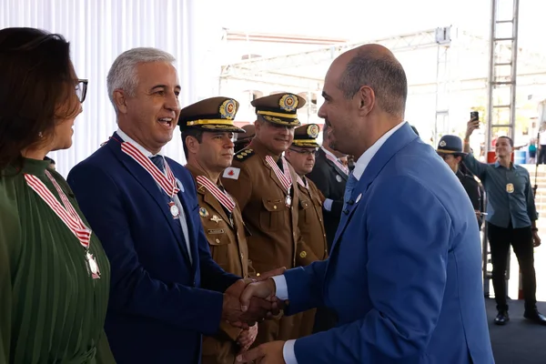 Cerimônia de entrega da Medalha Juscelino Kubitschek, em Diamantina